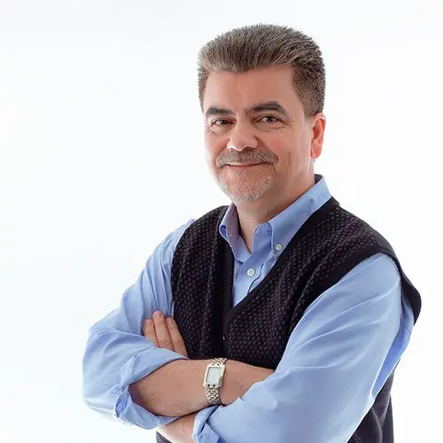 Fernando Villadangos es psicólogo clínico y sexólogo en Granada